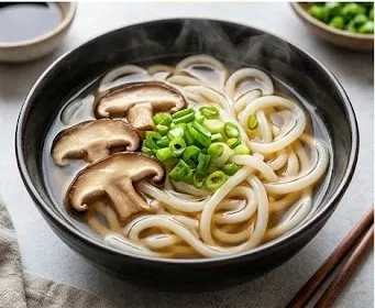 Soupe Udon aux champignons shiitake et oignons nouveaux